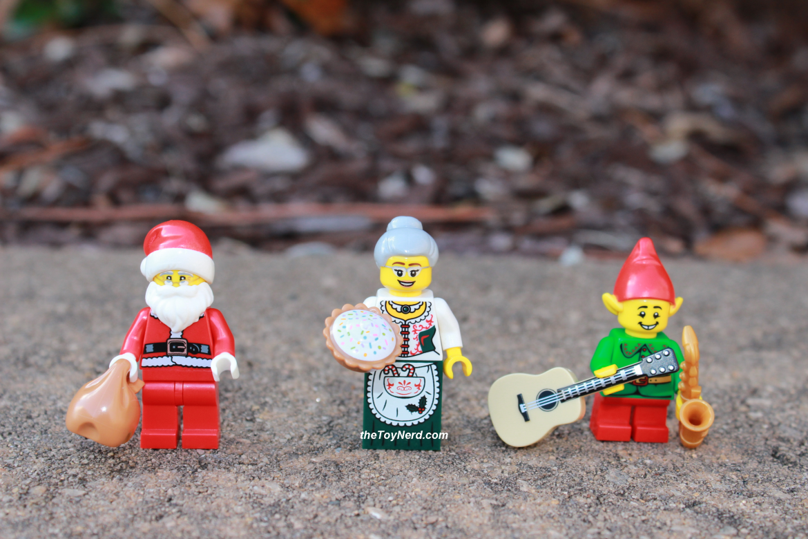 Lego Christmas Seasonal Minifigures 3-Pack Review