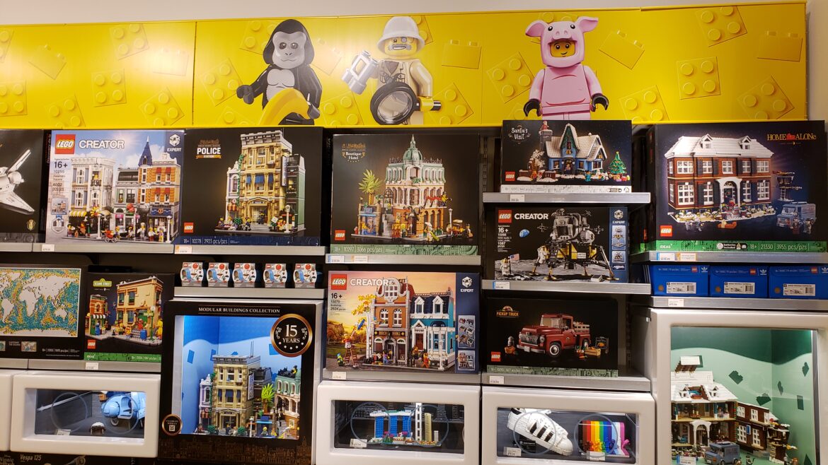 A Recent Lego Store Experience!