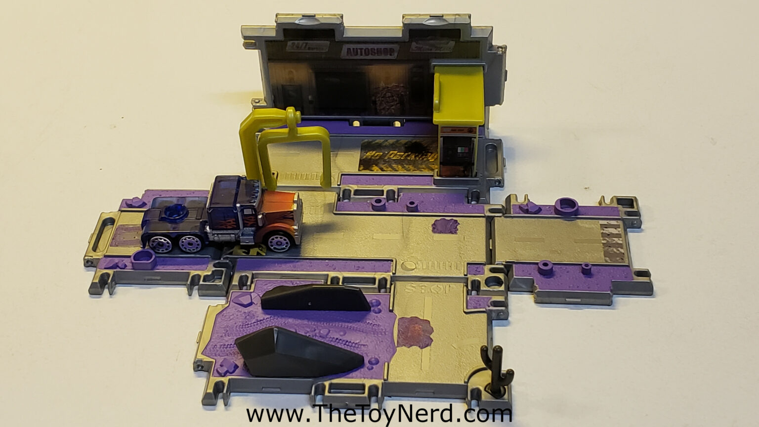 Micro Machines Transformers Mystery Pack Series 1 Review (1B02 Optimus